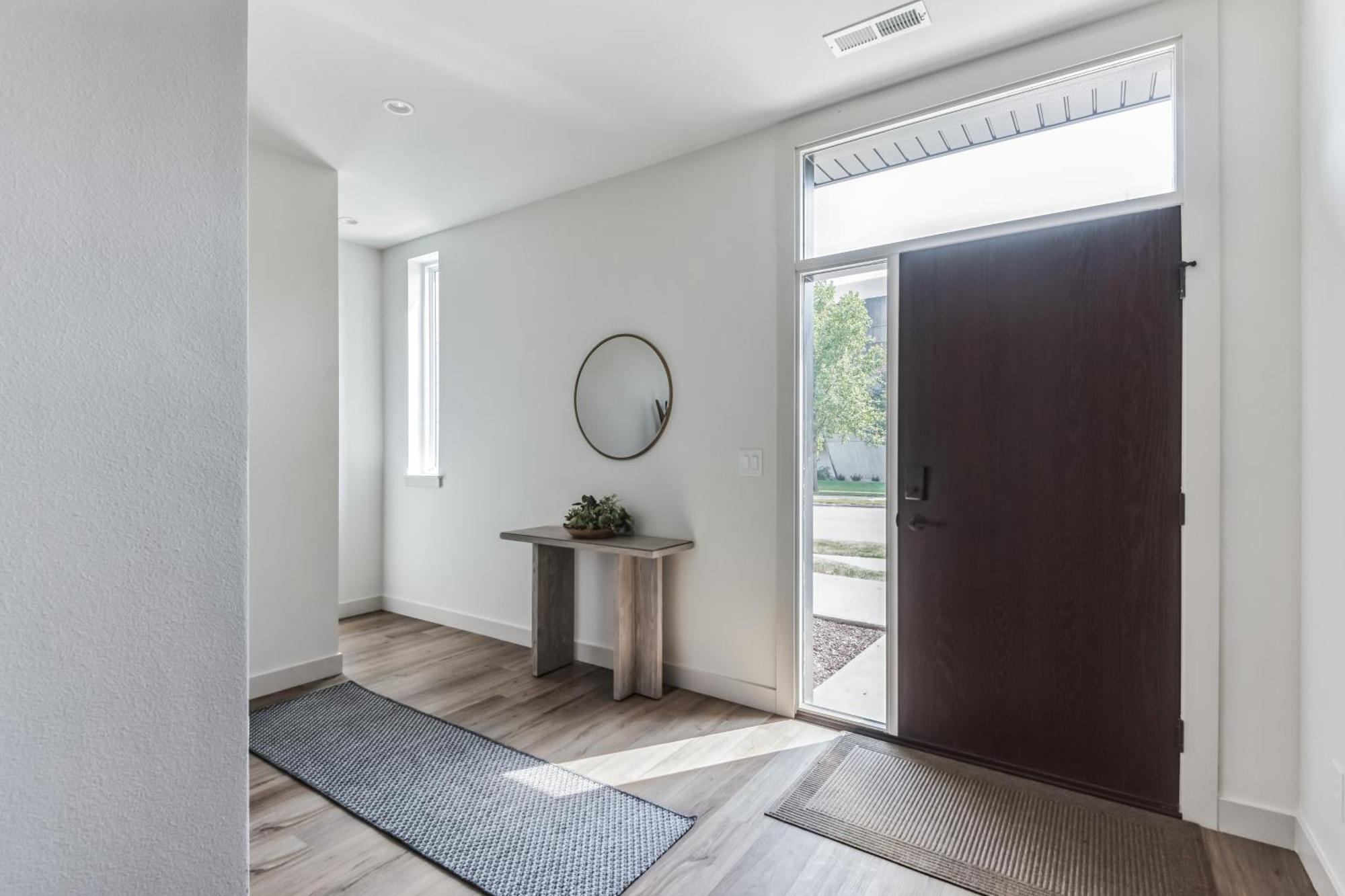 New Modern Townhome With Rooftop Patio Townhouse Iowa City Exterior photo